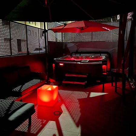 Nogalera Quintessence Apartment With Private Parking By Namaste Elite Torremolinos Buitenkant foto