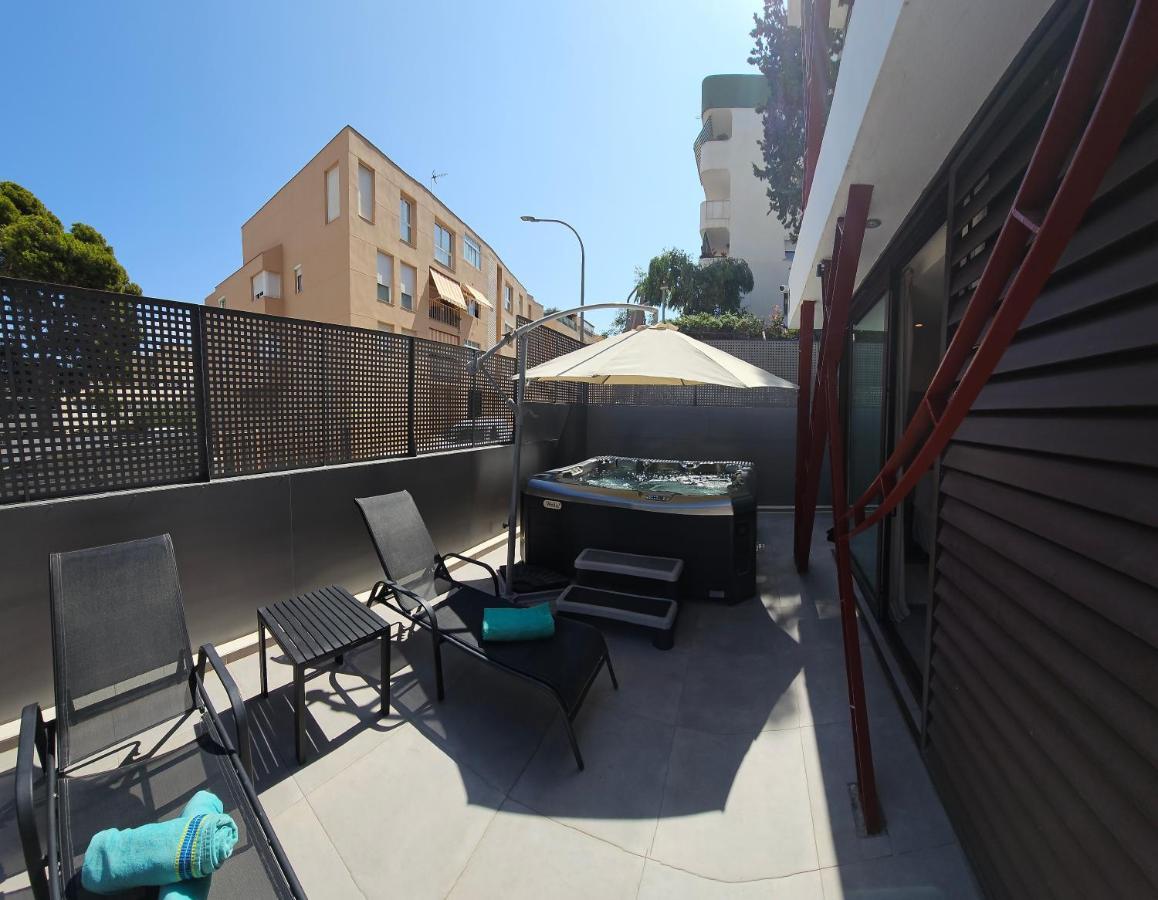 Nogalera Quintessence Apartment With Private Parking By Namaste Elite Torremolinos Buitenkant foto