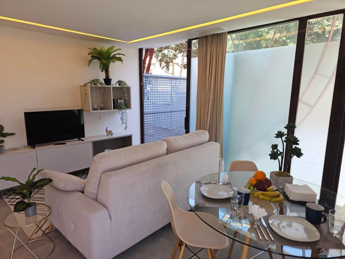 Nogalera Quintessence Apartment With Private Parking By Namaste Elite Torremolinos Buitenkant foto