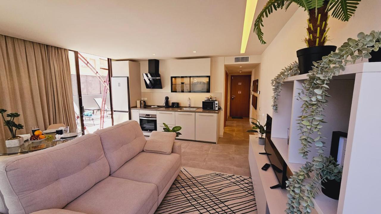 Nogalera Quintessence Apartment With Private Parking By Namaste Elite Torremolinos Buitenkant foto