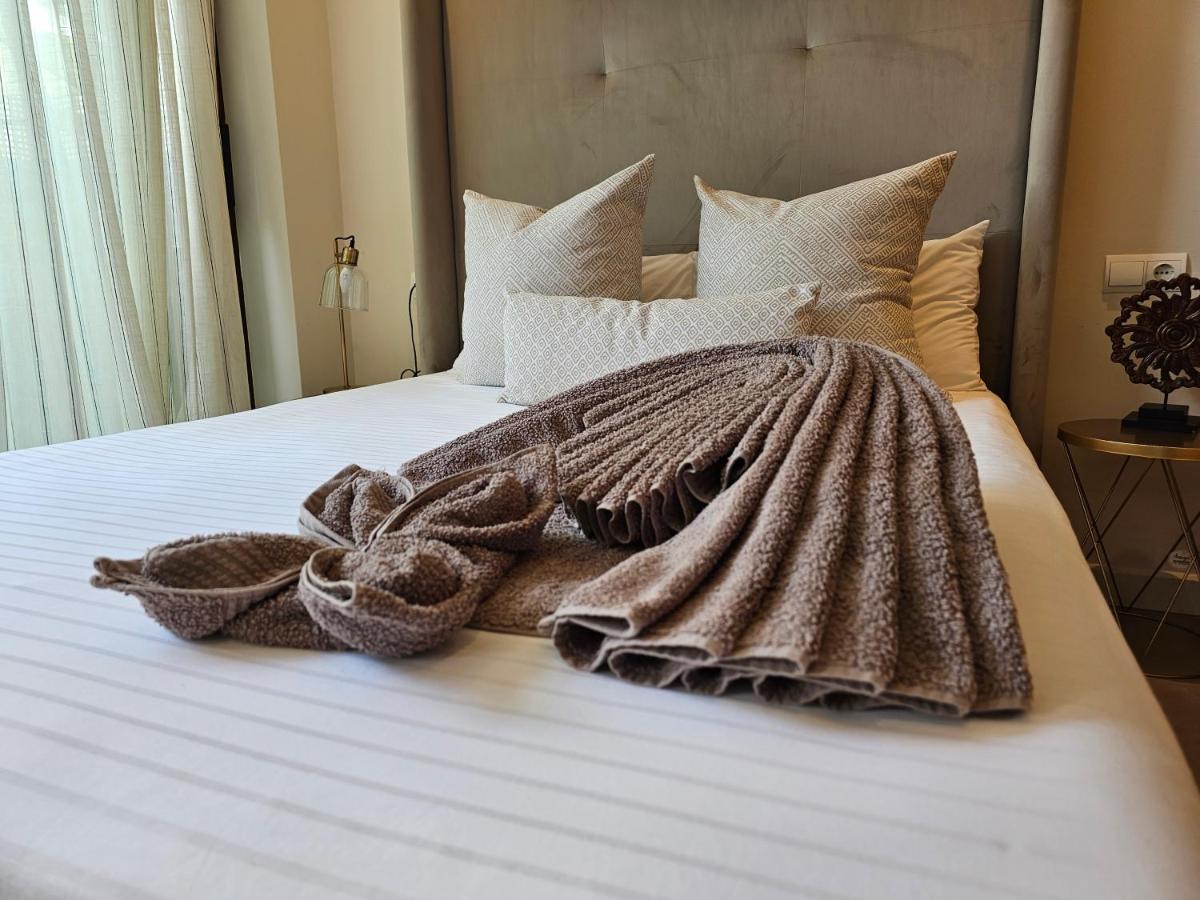 Nogalera Quintessence Apartment With Private Parking By Namaste Elite Torremolinos Buitenkant foto